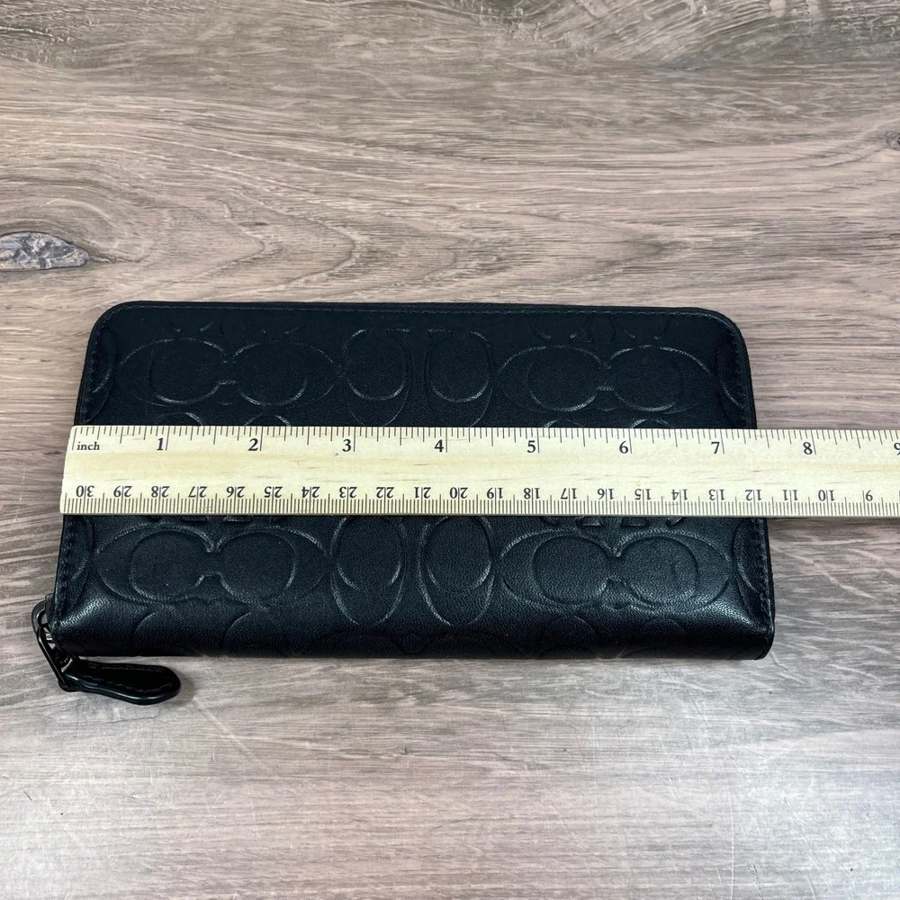Coach Wallet Continental Accordion Zip Black Signature Debossed Leather CE551